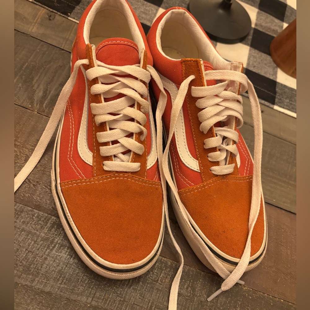 VanS Old Skool Shoe W- 9 M- 7.5